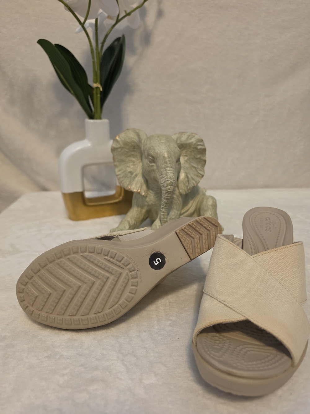 Women’s Beige Crocs Wedge Slide Sandals - Comfortable Cross-Strap Design - Picture 4 of 5